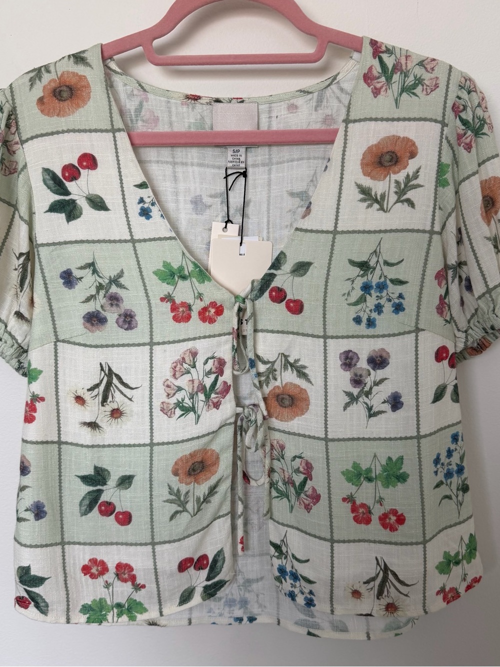 Industry Floral Linen-Blend Tie-Front Top Size Small